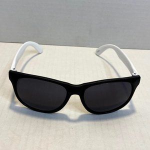 Casual Black & White Negu Sunglasses